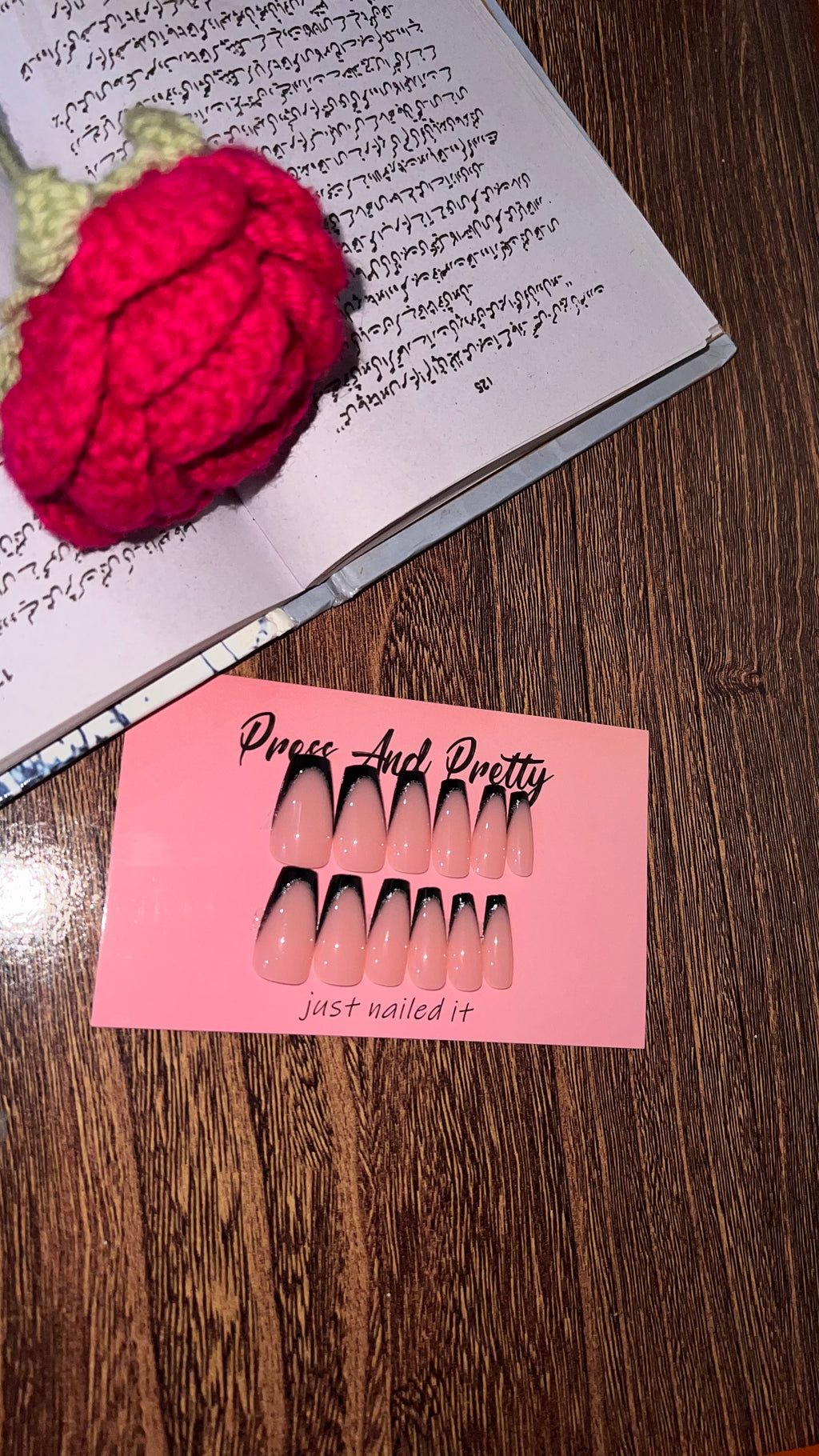 Black French Press-On Nails