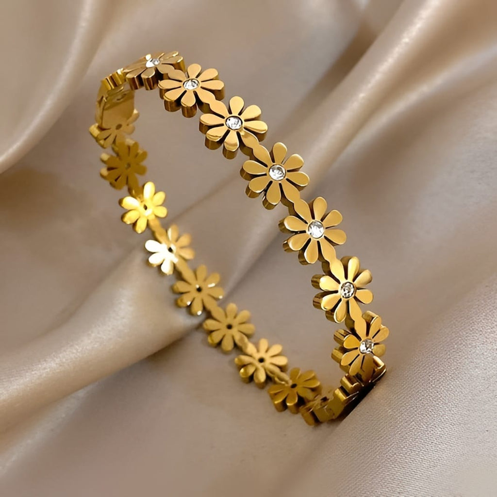 Gold Daisy Bracelet