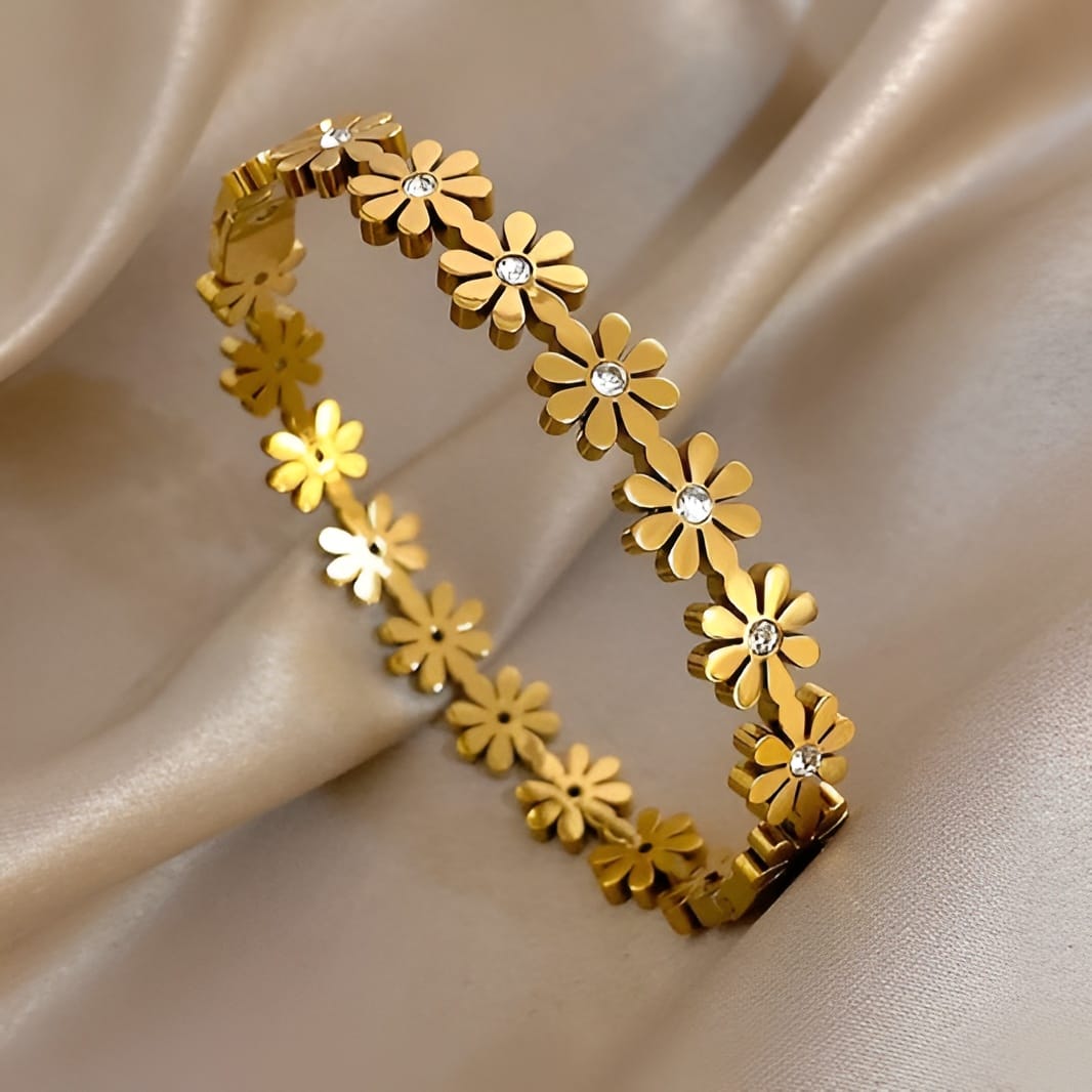 Gold Daisy Bracelet